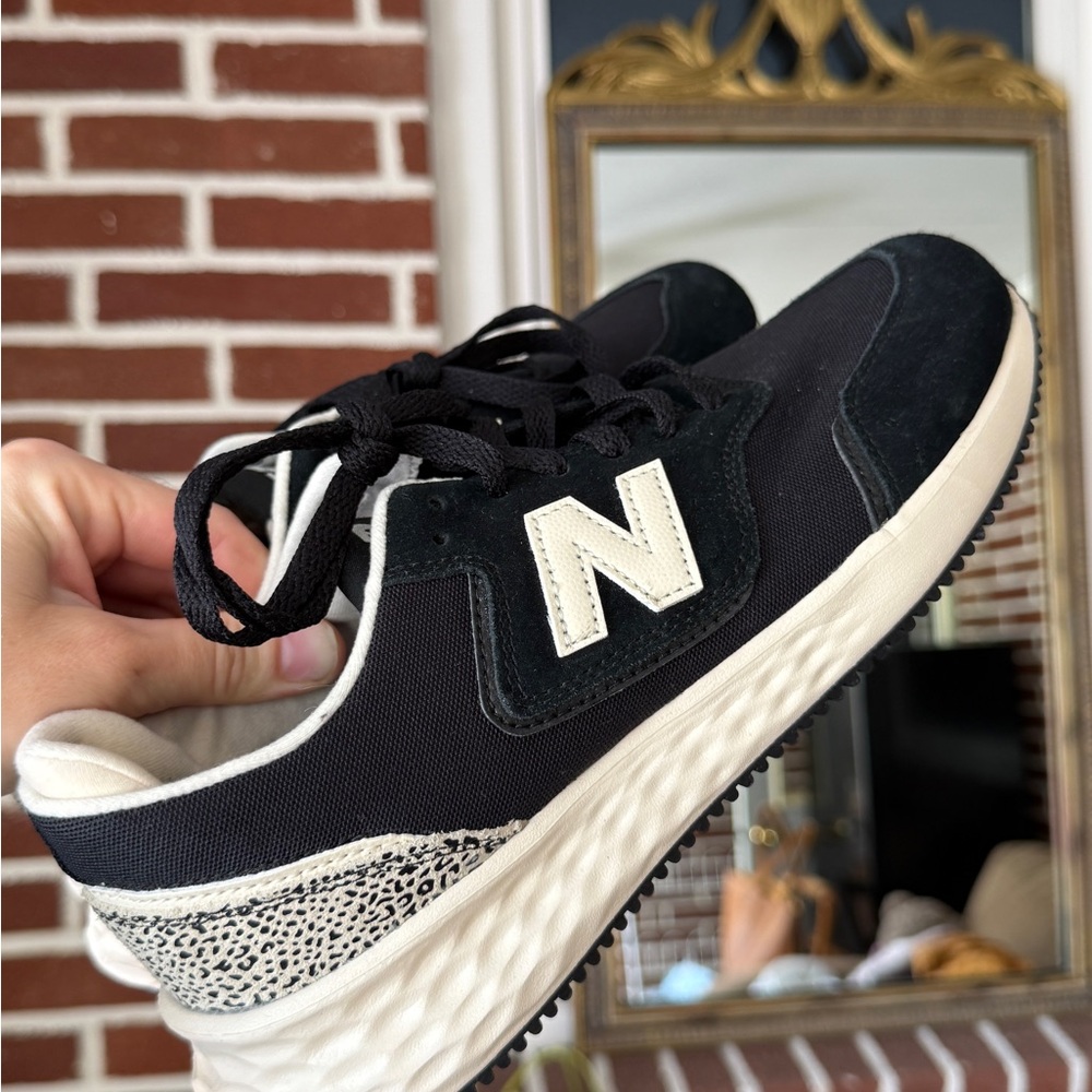 New Balance X70 Black and Cream Athletic Sneakers Brand New - Picture 14 of 15